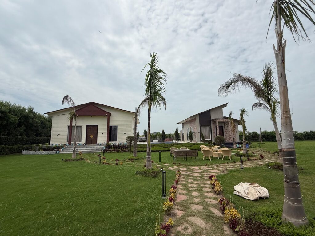 Farms in noida